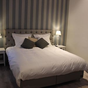 Kamer met een King Size Bed
